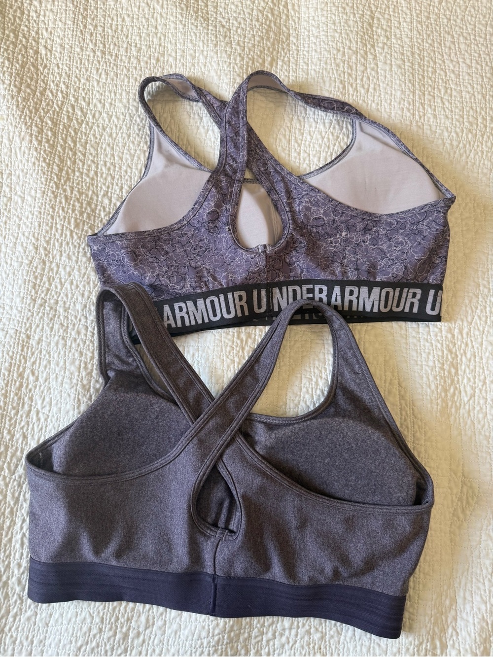 5 XL sports bras, Nike and Under Armour - Picture 5 of 9